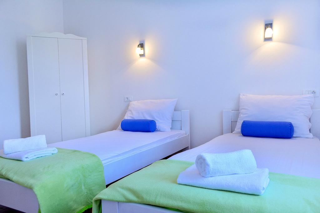 Zweibettzimmer mit Meerblick